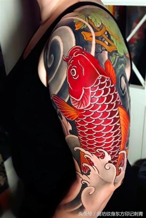 申時出生男 鯉魚紋身
